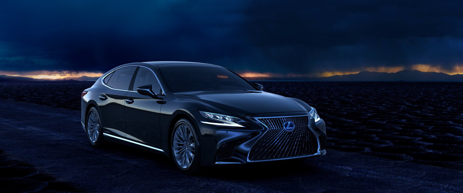 Black Lexus Desert